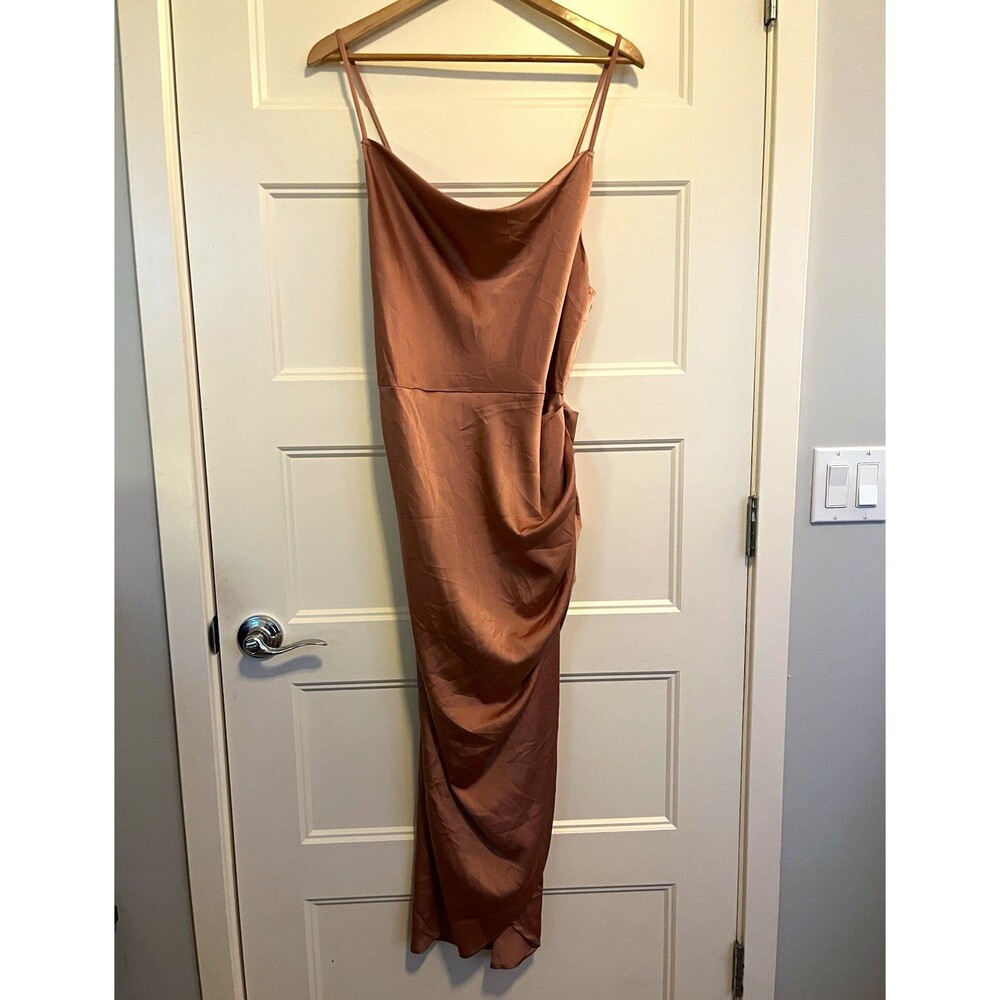 Women’s Brown Solid Full Slip Adjustable Straps Size Large Plus Maxi Dress